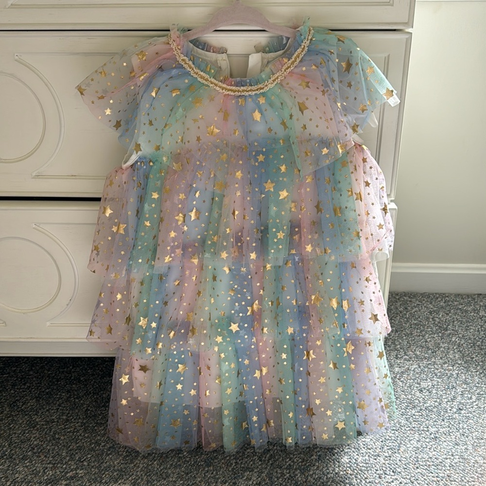 Lola and the Boys Pastel Stars dress size 4. Every little girl needs this dress!